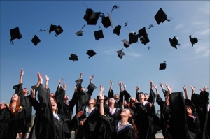 accomplishment-ceremony-education-graduation-267885.jpg